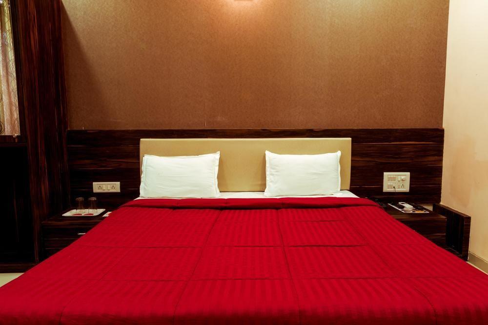 Fabhotel The Adore Palace Mumbai Luaran gambar